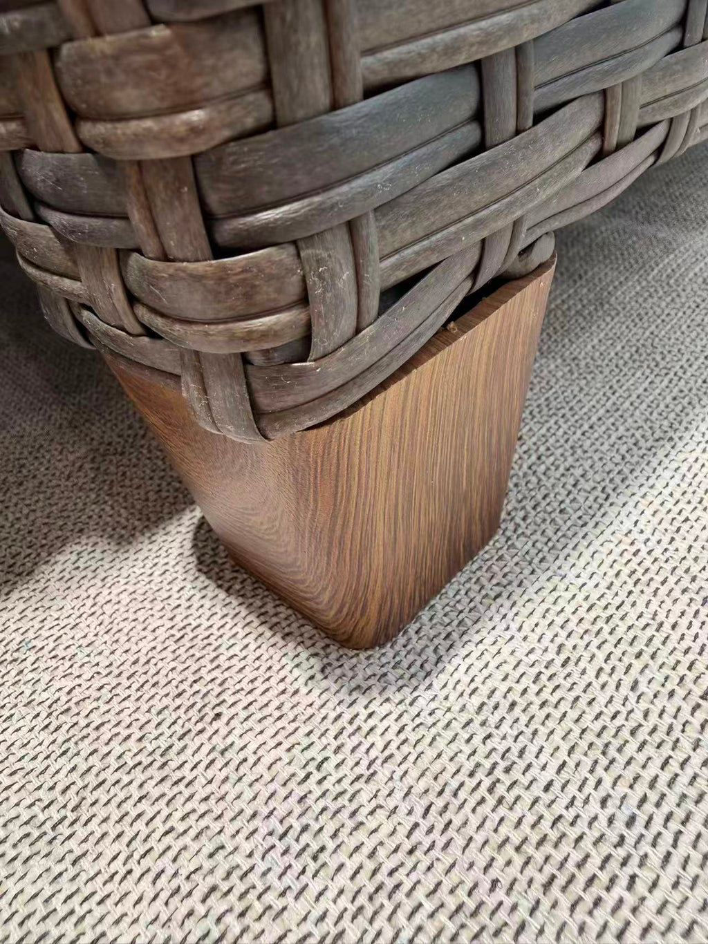 VELSCAPE Patio Chair - Outdoor Wicker Recliner Chair with Adjustable Backrest & Footrest